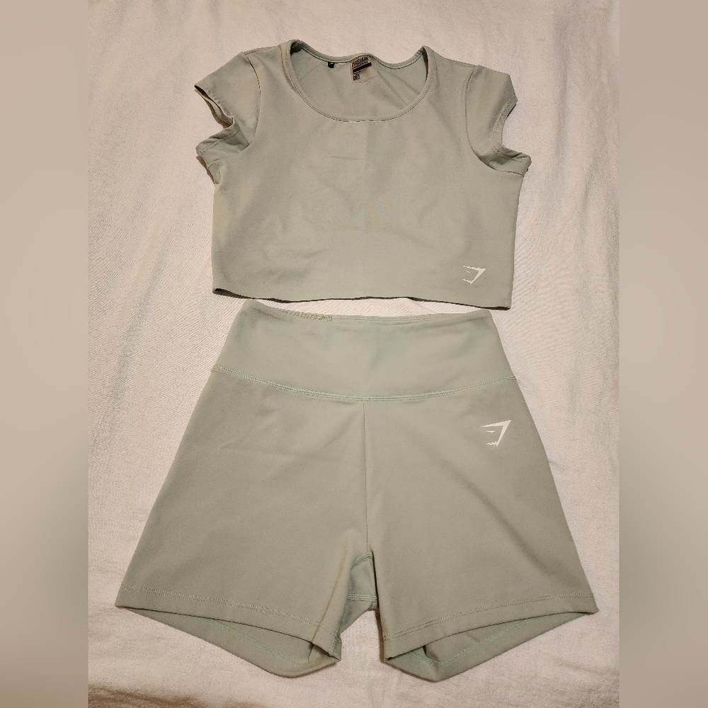 Gymshark dreamy set.  Sage green